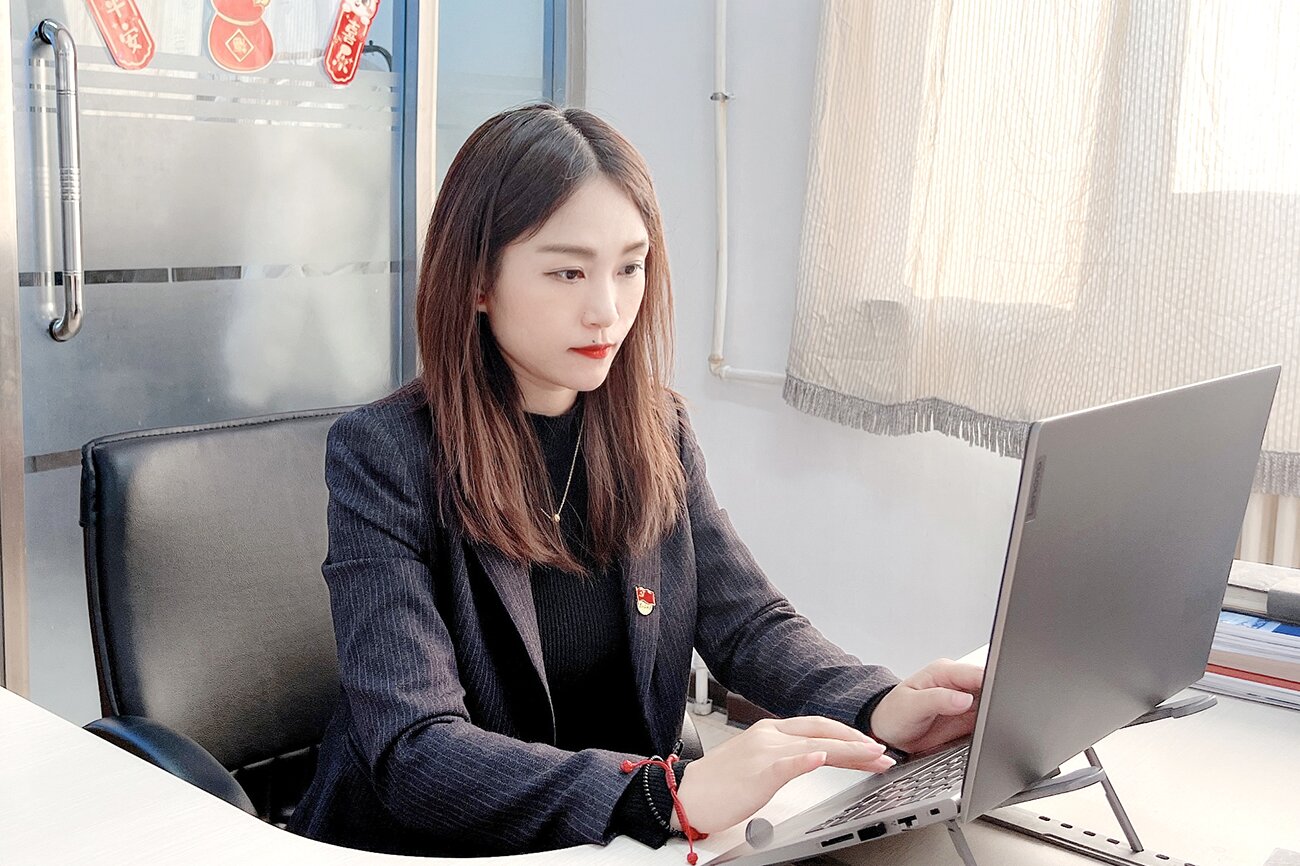 MG电子免费试玩集团国资战队&ldquo;英雄谱&rdquo;事迹专栏&mdash;&mdash;中药公司医学与市场部医学经理王丽宇