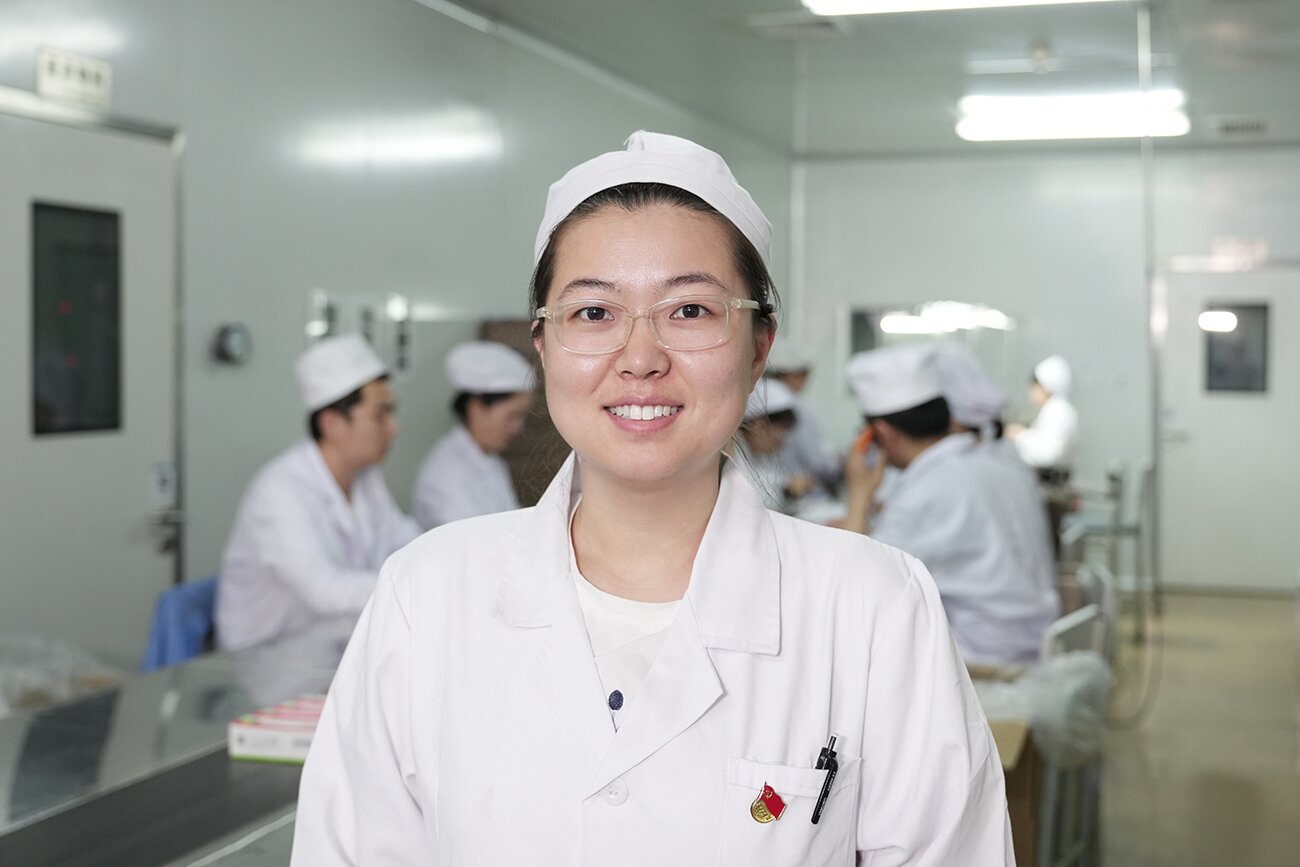 MG电子免费试玩集团国资战队&ldquo;英雄谱&rdquo;事迹专栏&mdash;&mdash;中药公司粉针综合制剂车间工段长杨洋